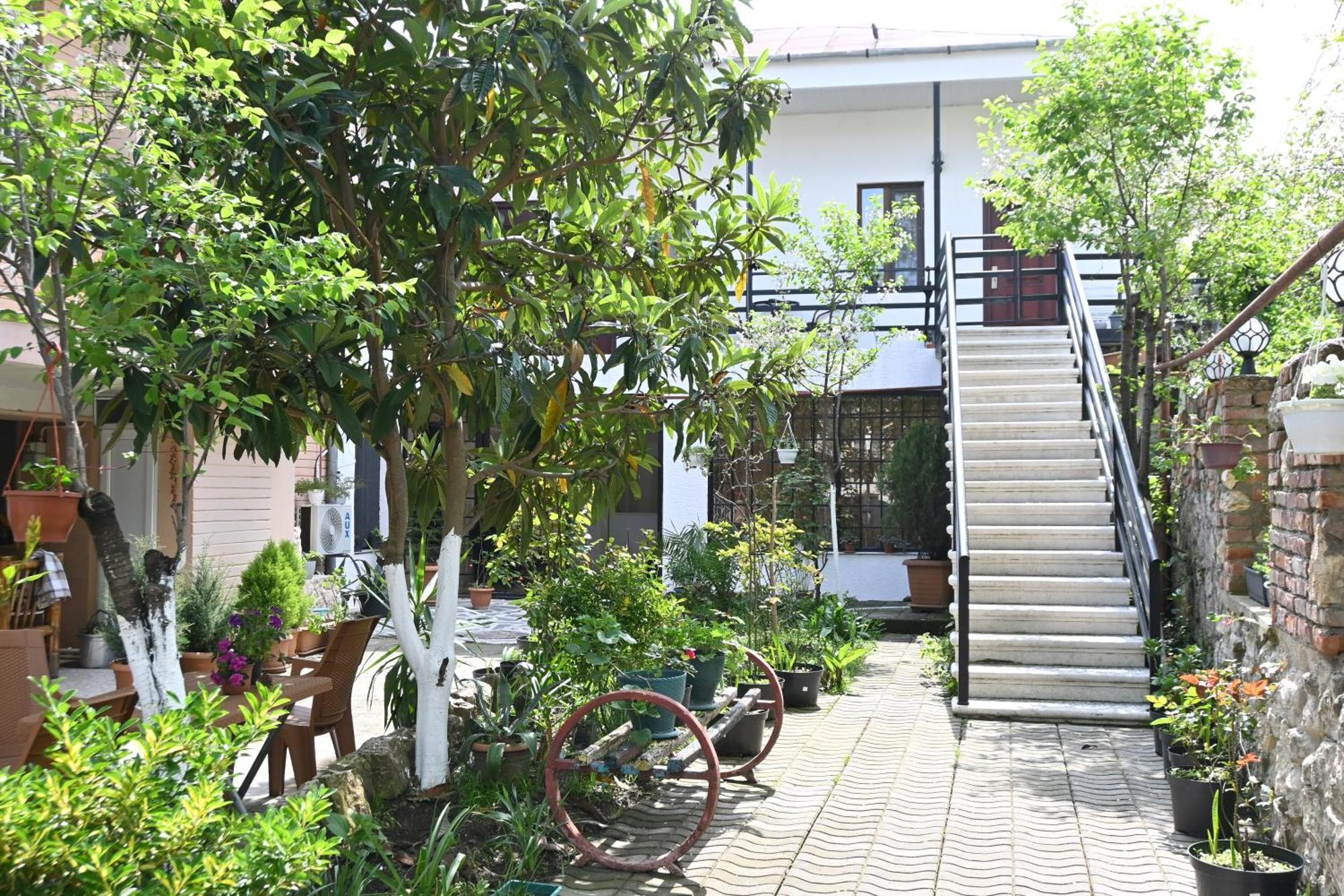 Jerusalem Merkaz Hotel Kutaisi Exteriér fotografie